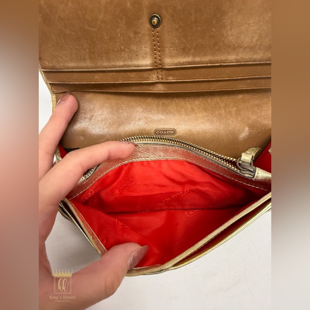💛SOLD💛Coach long Wallet - Picture 10 of 11